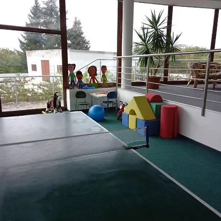 Flóra Retro Hotel